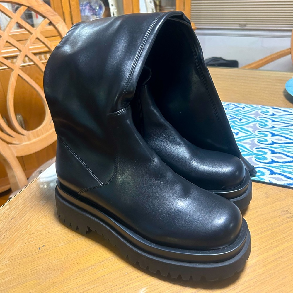 Knee high black chunky boots faux leather boots 🍒